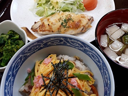 日替わりで手作りの食事